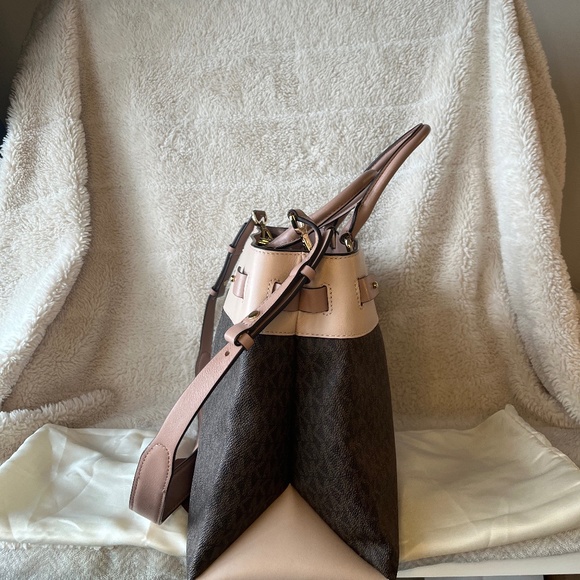 Michael Kors Women's Gramercy Large Satchel Convertible Crossbody Bag Handbag - Picture 3 of 9